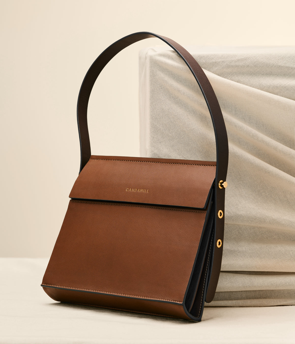Low Rise | Shoulder Bag