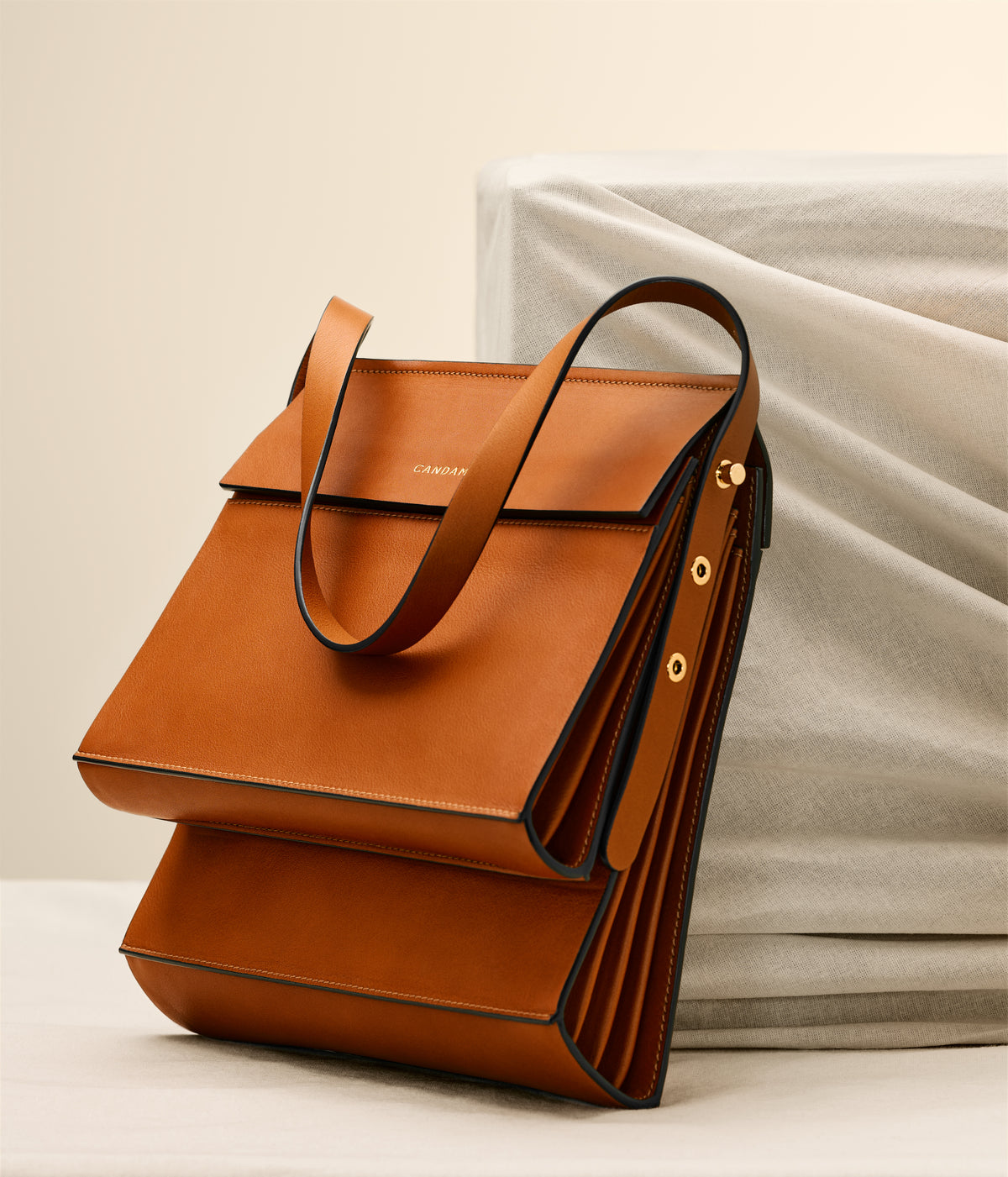 High Rise | Shoulder Bag