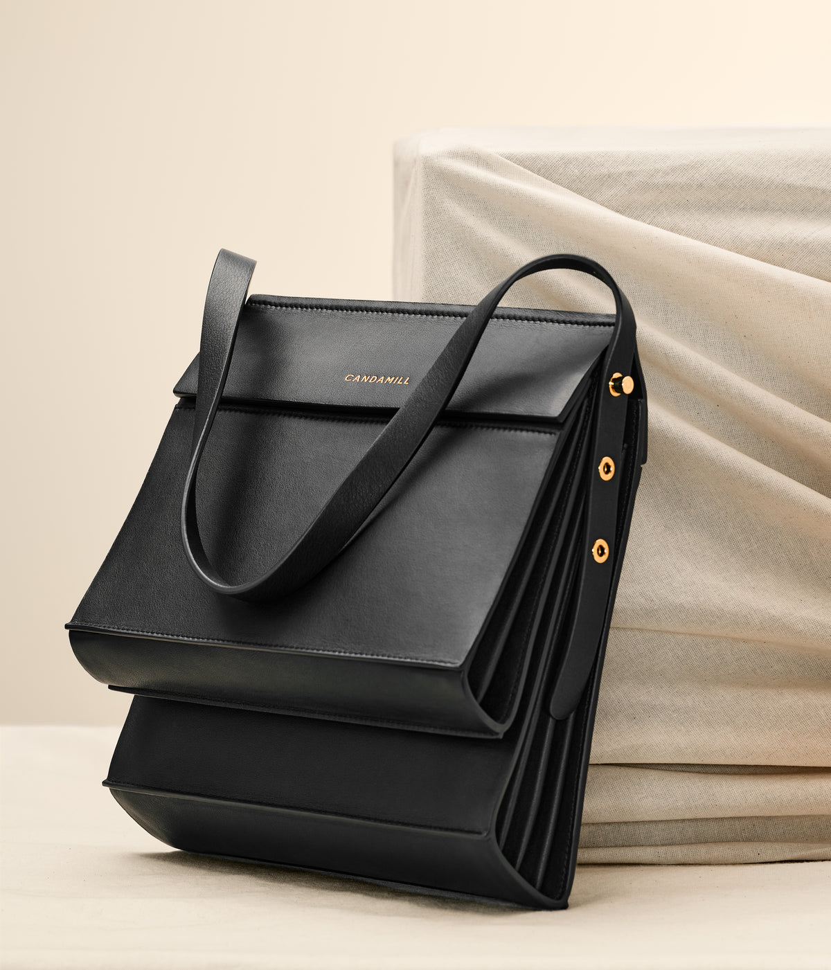 High Rise | Shoulder bag